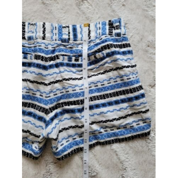 Khakis By Gap 100% Cotton The City 3 Inch Short Blue White Stripe Size 2 - Picture 10 of 11